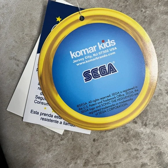 Sonic Boys Pajamas and winter hat/glove set - Picture 6 of 7